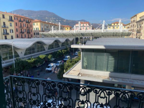 54 ROSSELLI ROOMS